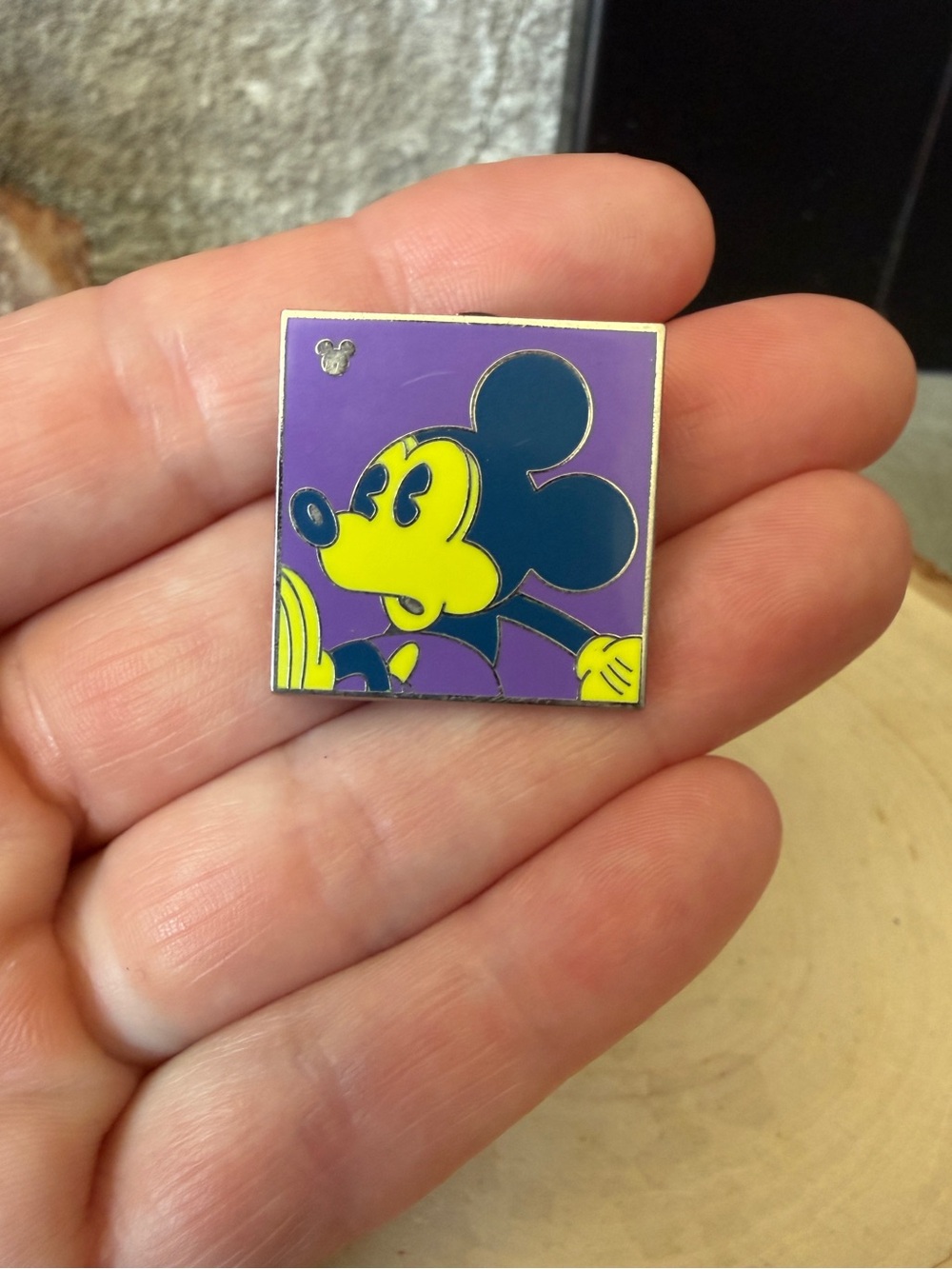 Disney Jewelry Lot with Aristocats Necklace Set, and Minnie & Mickey Mouse Pins - Picture 7 of 8